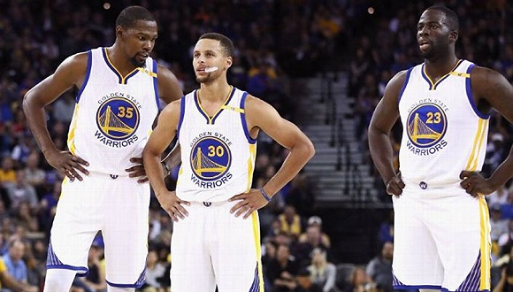 NBA新赛季今日揭幕，从五个趋势读懂这笔价值80亿美元的大生意