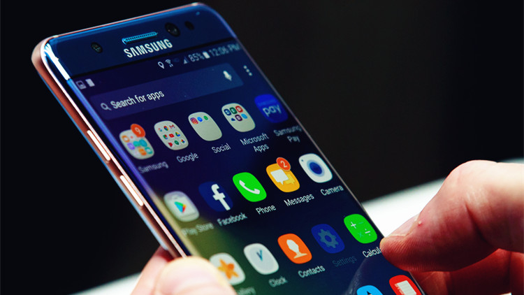 Who's To Take Up The Baton In The Chinese High-End Smartphone Market After Samsung's Waterloo?