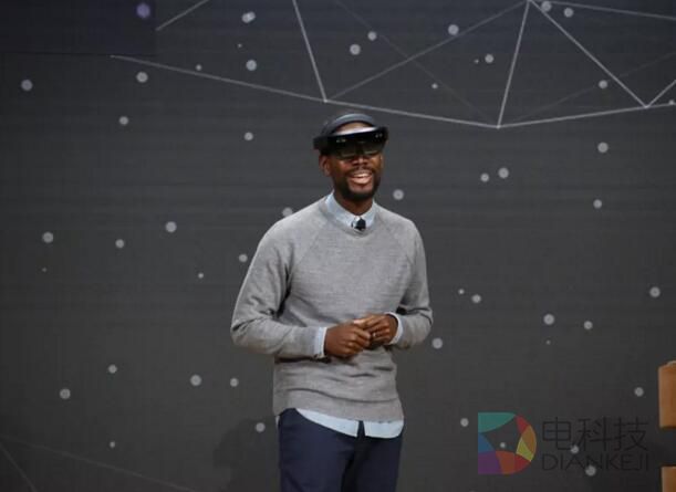 微软VR布局潜藏怎样的“心机”？八年PC老司机给出了他的解读