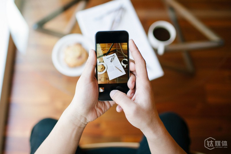 iPhone7问题不断，众多用户吐槽接不通电话|10月13日坏消息榜