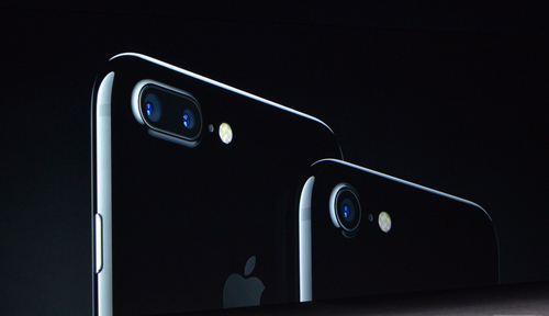 在拍照优劣的问题上，单摄像头手机赢了双摄像头手机