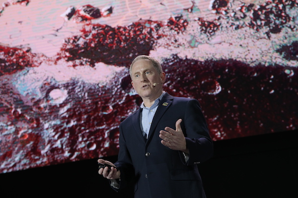 为给冥王星“正名”，这位 NASA 科学家花了9年首次测出冥王星最准直径