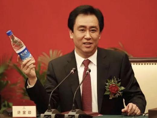 负债累累的恒大矿泉，最近又被新三板公司告上了法庭