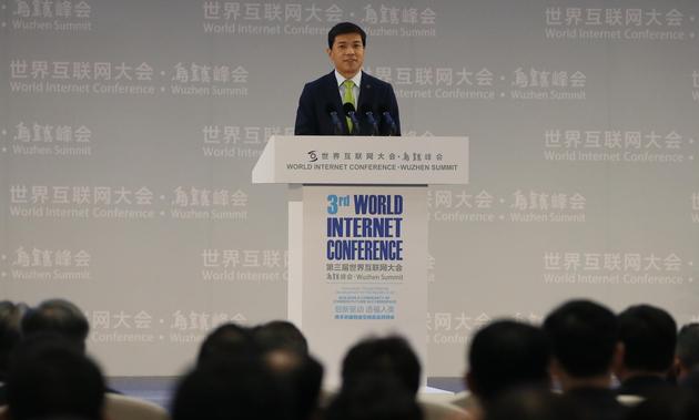 李彦宏：特朗普当选不是“黑天鹅”事件，在互联网时代有必然性