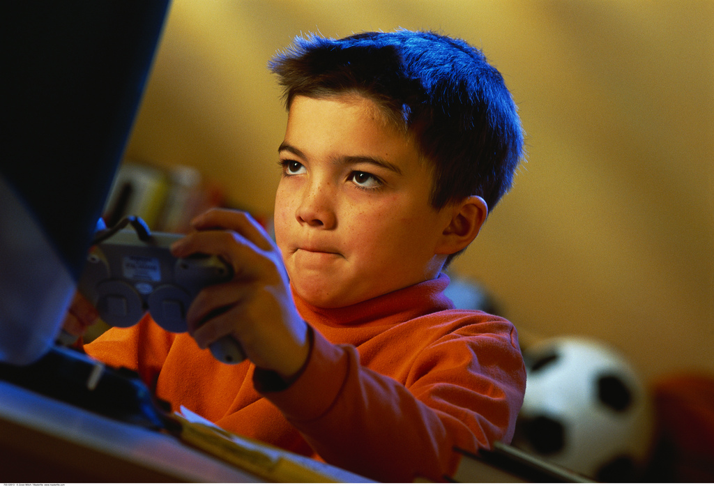 在中国一直没火起来的主机游戏，或许应该尝试放弃核心玩家