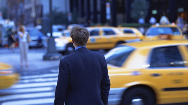 判了！专车出事故，滴滴、优步们也要赔钱