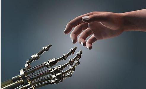 今日头条算法架构师：人工智能的下一步是机器人写作和短视频制作