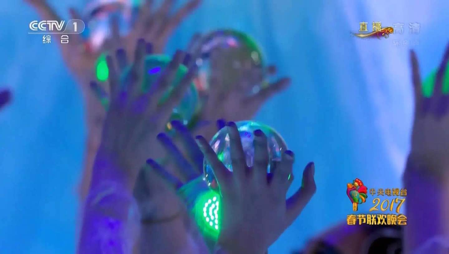 央视春晚现惊艳黑科技：最酷舞蹈《清风》是如何炼成的？