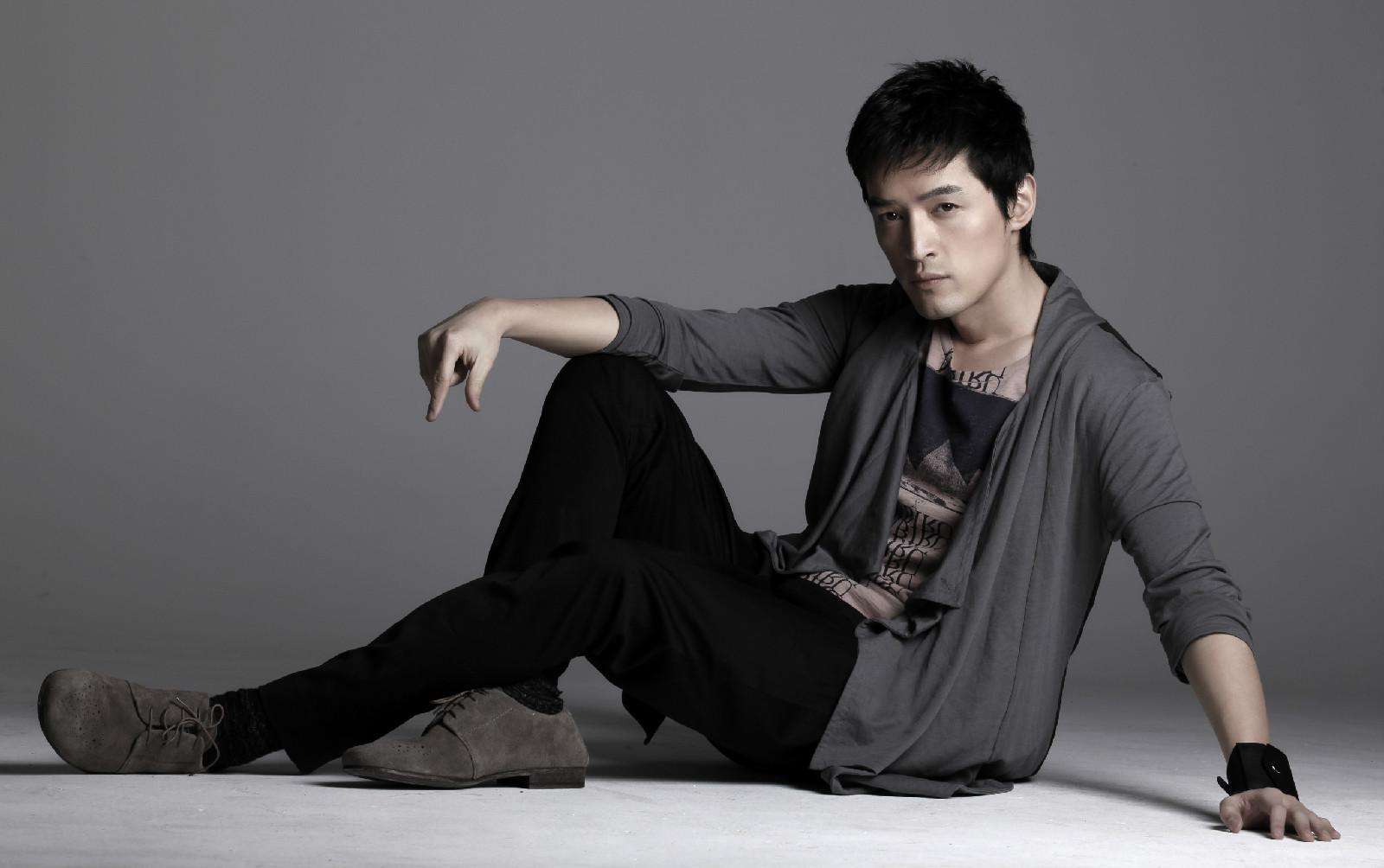 “三好学生”胡歌的“替身传闻”背后：资本涌入，替身泛滥已是行业乱象