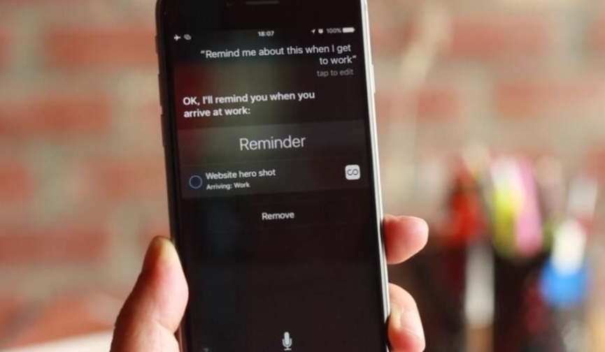 渠道战和涨价潮只是表象，AI才是智能手机的苗头