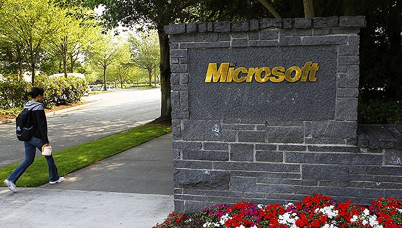 发力企业级市场，微软Hololens开辟了一条VR新道路