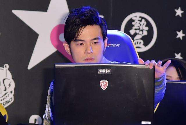 周杰伦1800万入局电竞，起底Mr.J的商业“帝国”