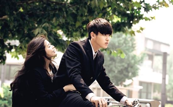 拥有韩庚周笔畅的乐华文化，却靠烂片保底成为赢家