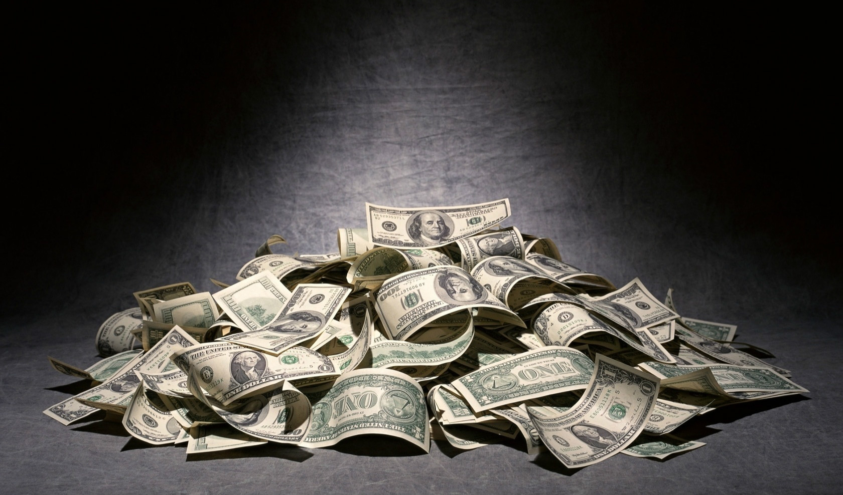 长城动漫激进并购却换来业绩大幅下滑，一场赤裸裸的资本游戏？