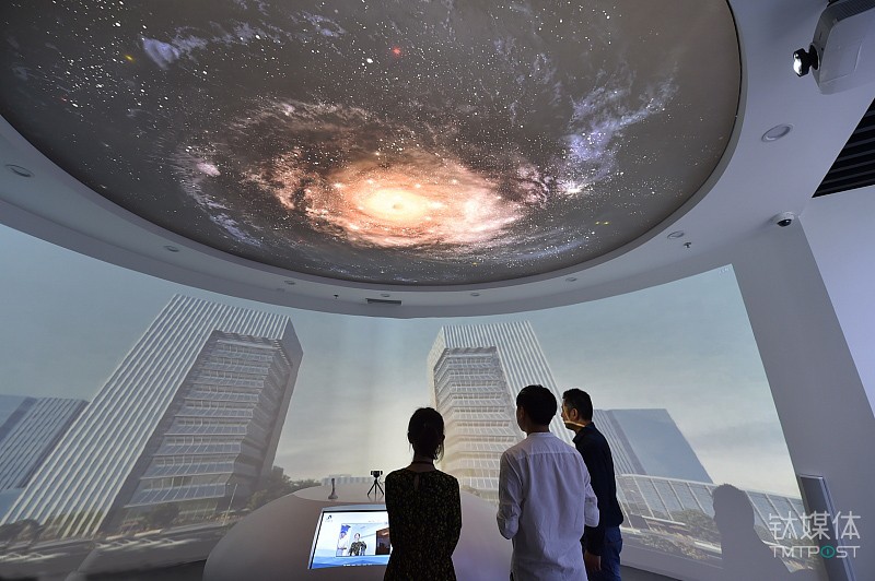 音箱、电视、冰箱都想成为新入口，智慧家庭产业的场景博弈