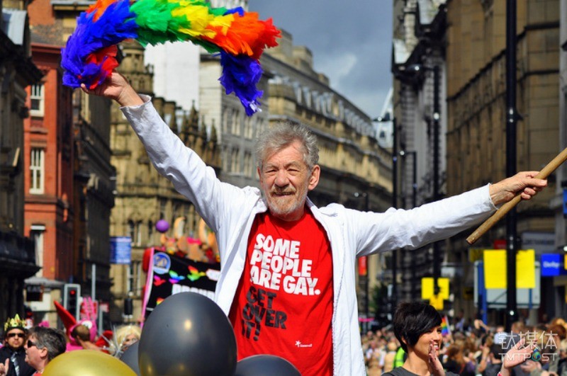 伊恩&middot;麦凯伦爵士在英国曼彻斯特的同性恋Manchester Pride