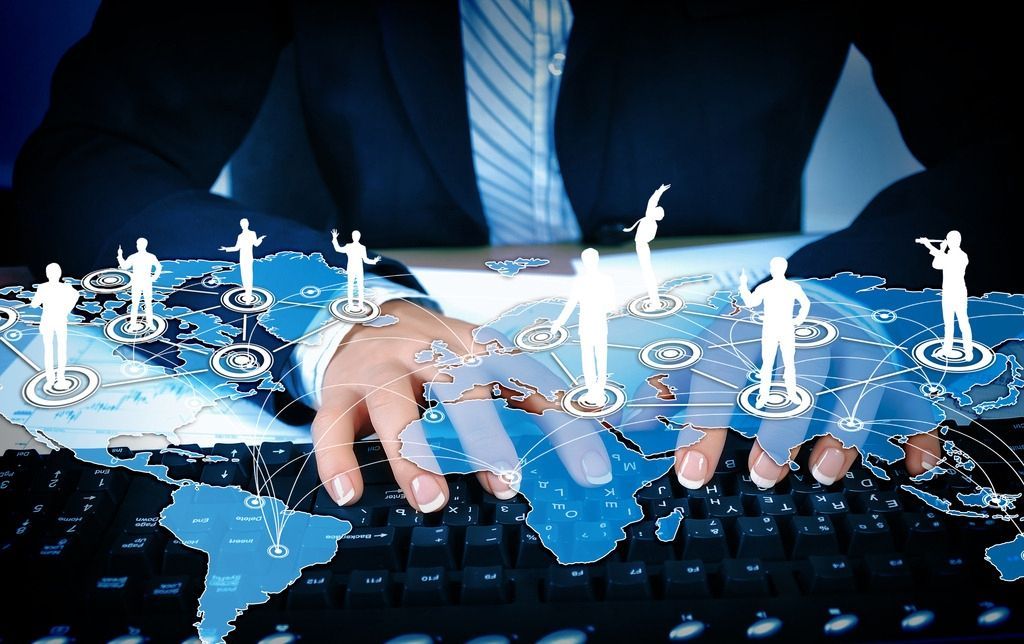 跨越一甲子的AI会在何处爆发？本文采访16位专家给出了答案