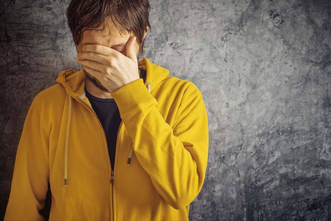 一页PPT三处错误，百度可以说是很尴尬了 | 钛快讯