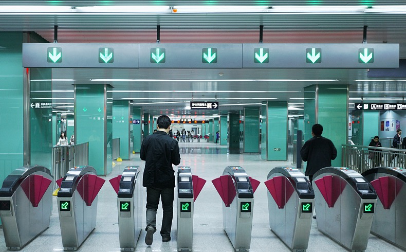 北京地铁试点微信和支付宝自助充值、退卡业务 | 钛快讯