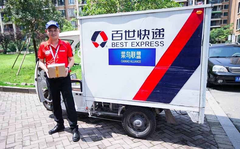 百世回应京东“拉黑”：京东扰乱市场秩序，未公布任何考核“服务质量”数据 | 钛快讯