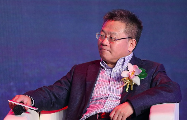 苏宁孙为民再怼京东：你们黑苏宁不是一两天，京东物流进前十有差距 | 钛快讯