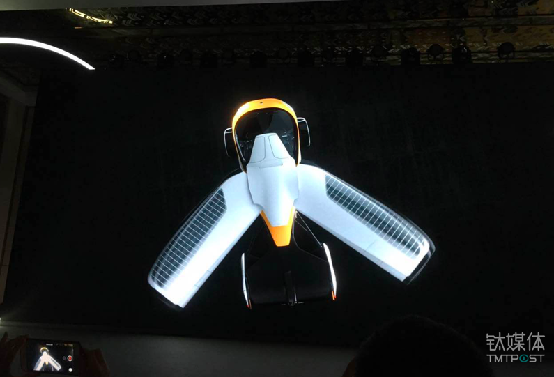 飞行汽车AeroMobil CEO：限量销售500台，起步价120万欧不含税 | 钛快讯