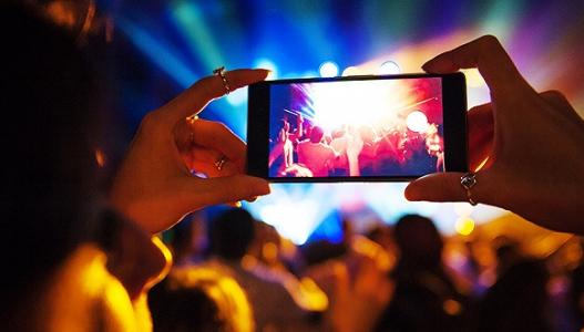 快手、火山血拼综艺，短视频之争再升级