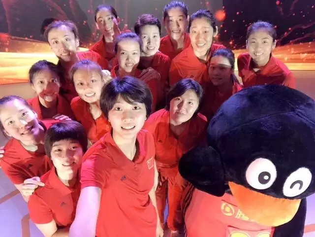 虽然战绩斐然，但中国女排一直面临着商业化的烦恼