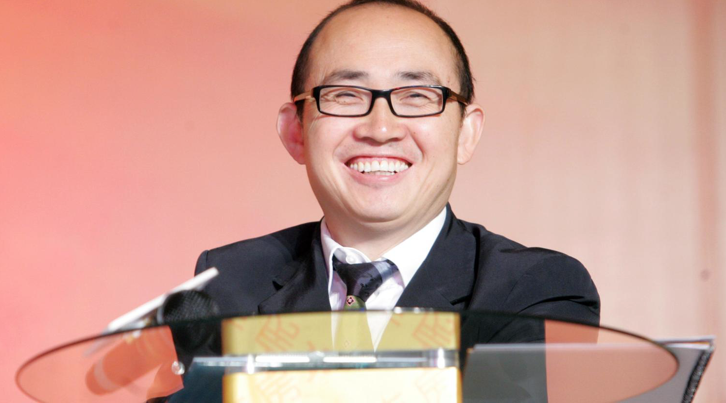 “赚过大钱”的地产大佬潘石屹，与我们聊了聊他共享办公的“小生意”