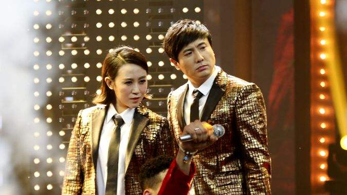 开心麻花因律师离职中止IPO，杨幂的嘉行传媒还准备迎难而上吗？