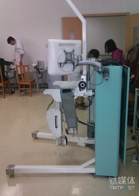 上海交大的机器人