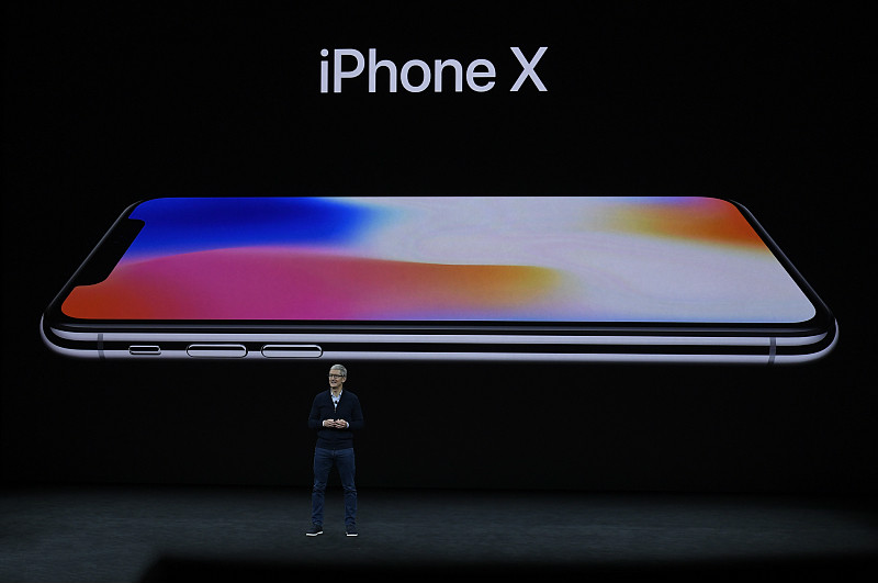 iPhone X来了，一起来看下美国科技圈和资本市场冰火两极的评价