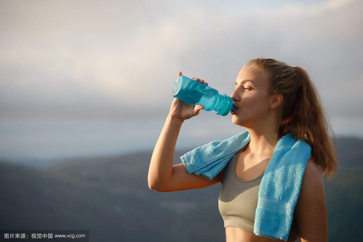 净水设备崛起后，桶装水的生命值还剩下多少？