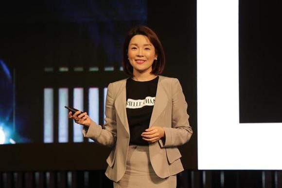 华为CBG首席营销官：单一依靠产品创新的路径会越来越难走