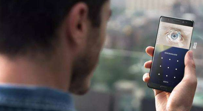 免费APP背后的野望：你在“刷脸”，它却在刷钱