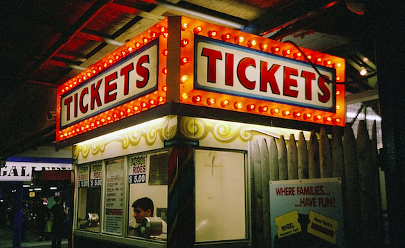 猫眼微影合并终落地，抗衡淘票票或成主旋律