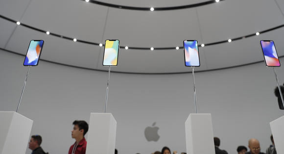 【钛晨报】iPhone X周五接受预定，但今年出货量仅有2000万部