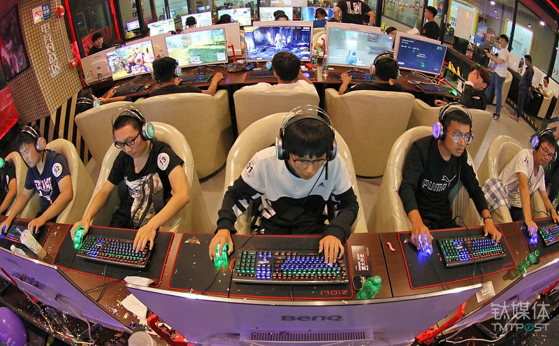 “打怪升级”，电竞浪潮中一家非典型公司的生存之道