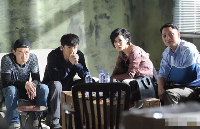 不按套路出牌，《使徒行者2》 能担得起港剧复兴的重任吗？