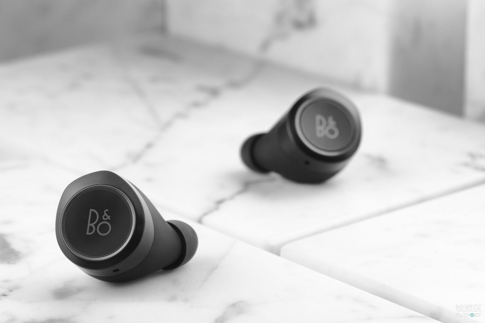 B&O E8