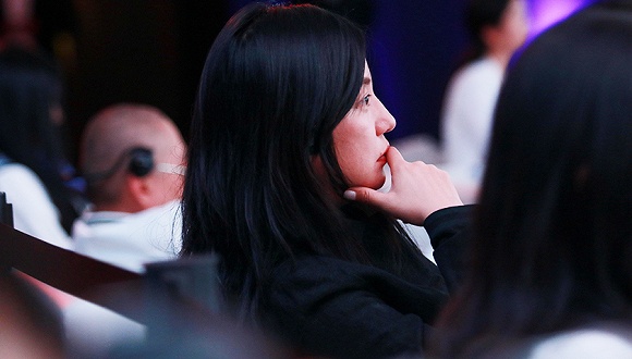 映客并购案会成第二个赵薇万家文化事件吗？