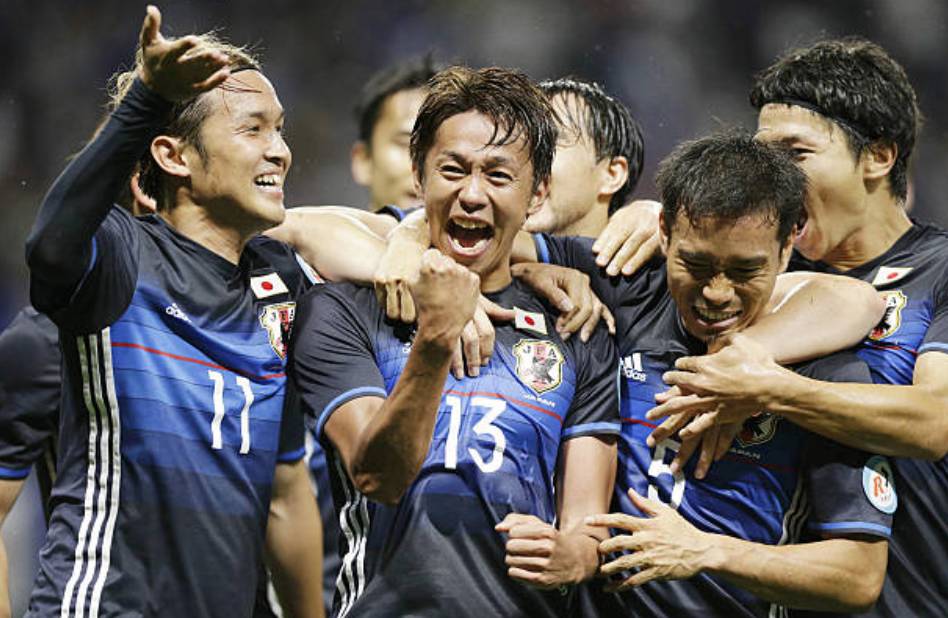 当“唯成绩论”成了中国足球的标准，不妨看邻国是怎么做的