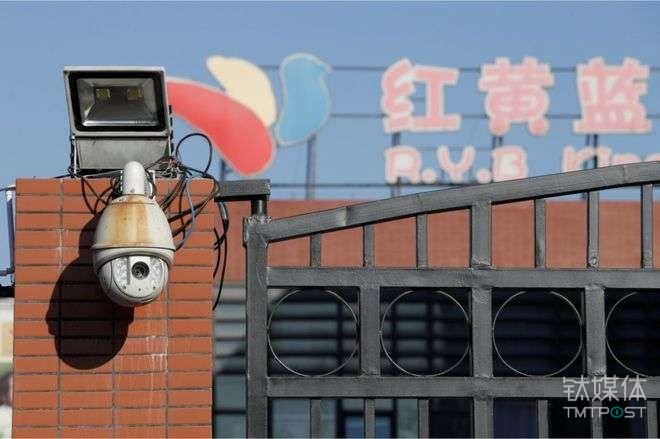 谁能在美国起诉红黄蓝？