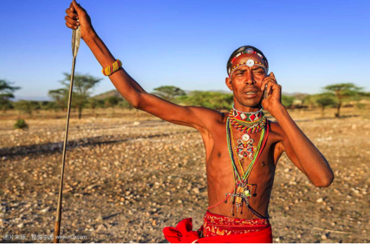 在非洲，这个名不经传的国产品牌打败了三星手机