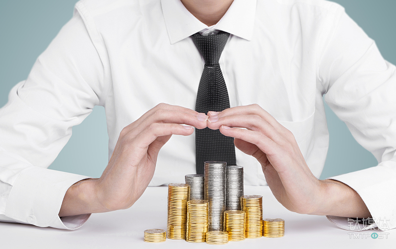 趣店落水、阿里流泪、腾讯小跑，金融新时代来临前的悸动