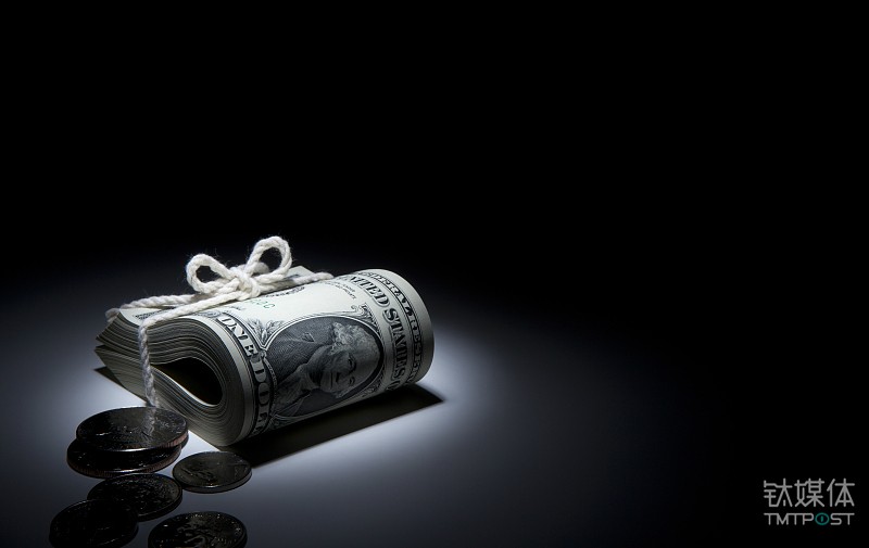 仅凭身份证就能贷款上万，这种专门针对年轻女性的贷款究竟是什么？