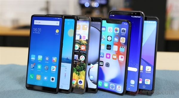 全面屏统治2017年智能手机市场，但消费热情却被消耗殆尽