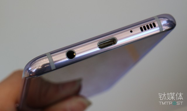 三星 S8 系列手机 USB-C 口具备全功能