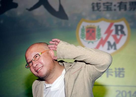 钱宝网张小雷投案自首，旗下关联 50多家公司，上海总部今年8月已搬空