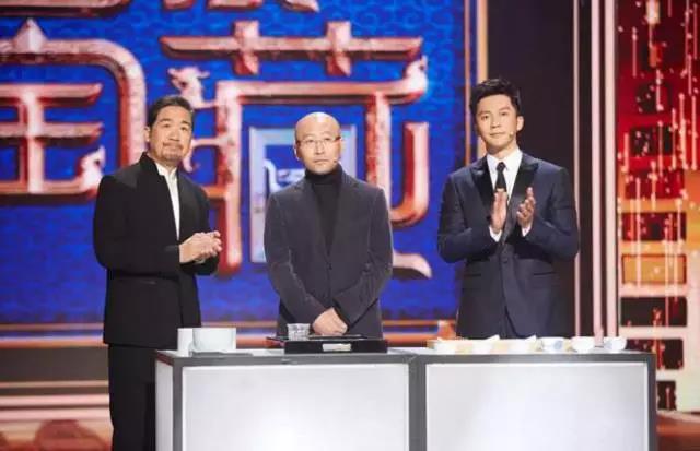 一夜爆红的《国家宝藏》，会带领文化类综艺走出同质化怪圈吗？